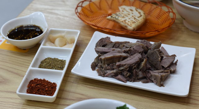 水盆羊肉的肉